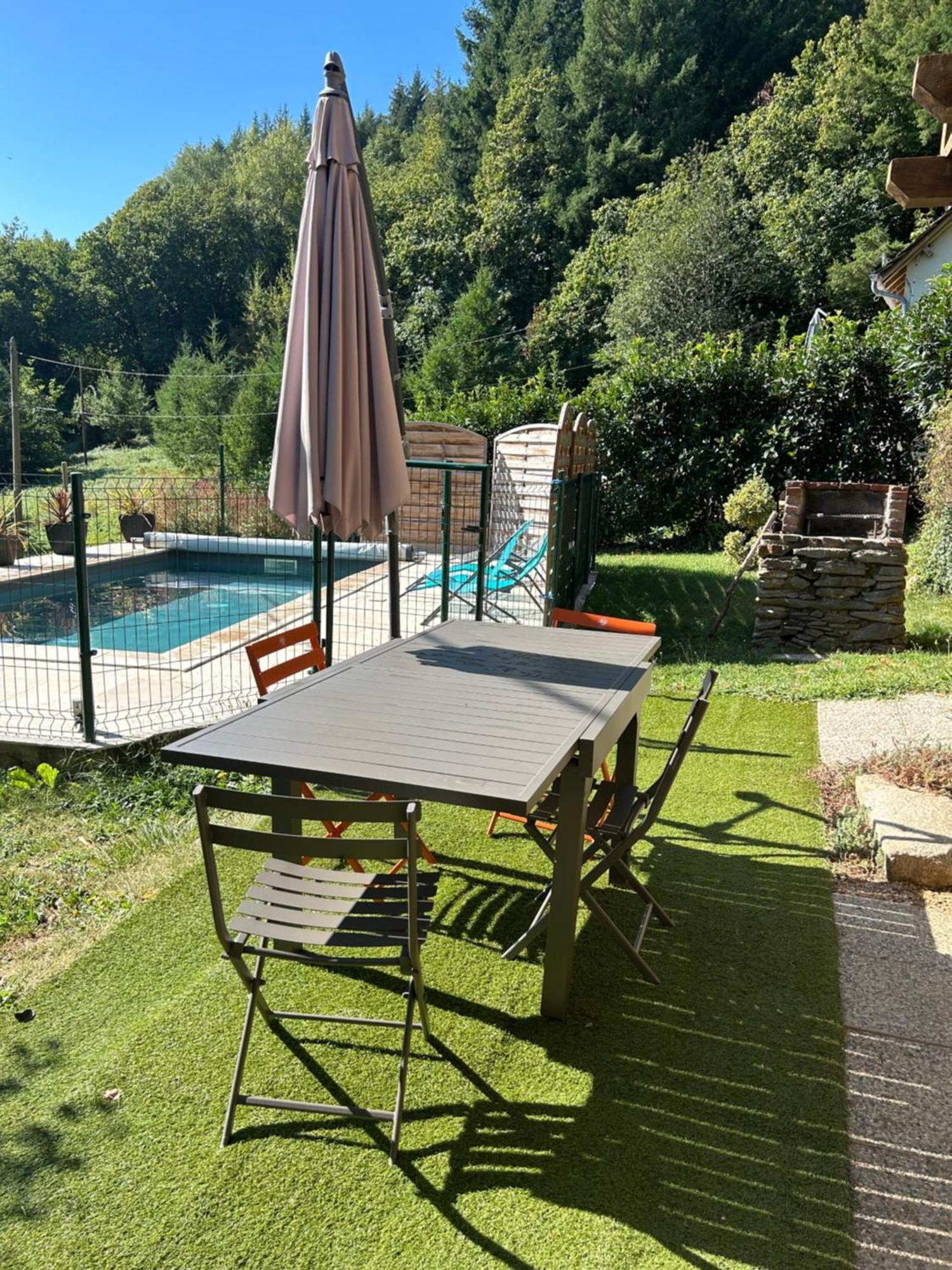 Cassaniouze Maison D'Helene מראה חיצוני תמונה